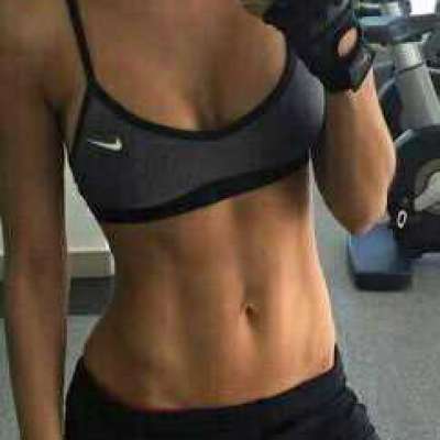 3661919442-jolie